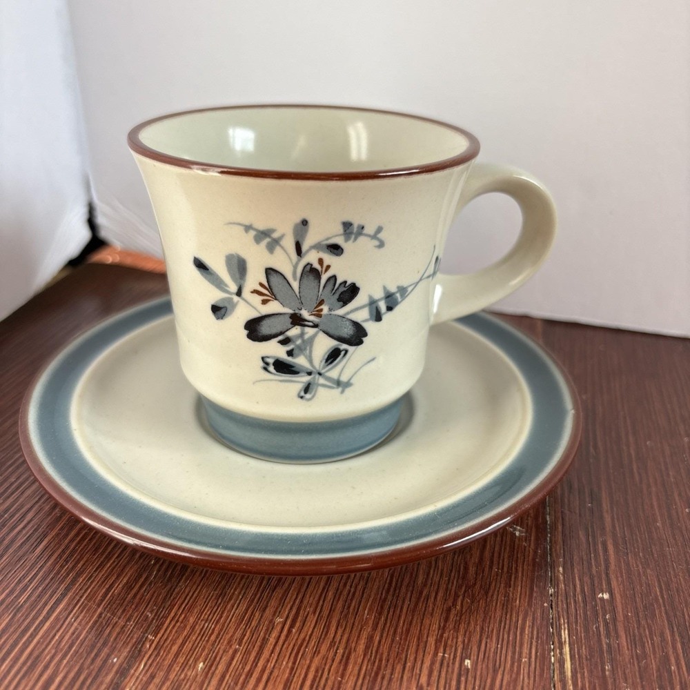 Noritake PLEASURE Stoneware Flat Cup & Saucer Blue Floral JAPAN